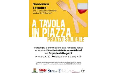Immagine: A tavola in piazza 01 10 23