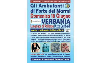 Immagine: Mercato Forte dei Marmi 160624