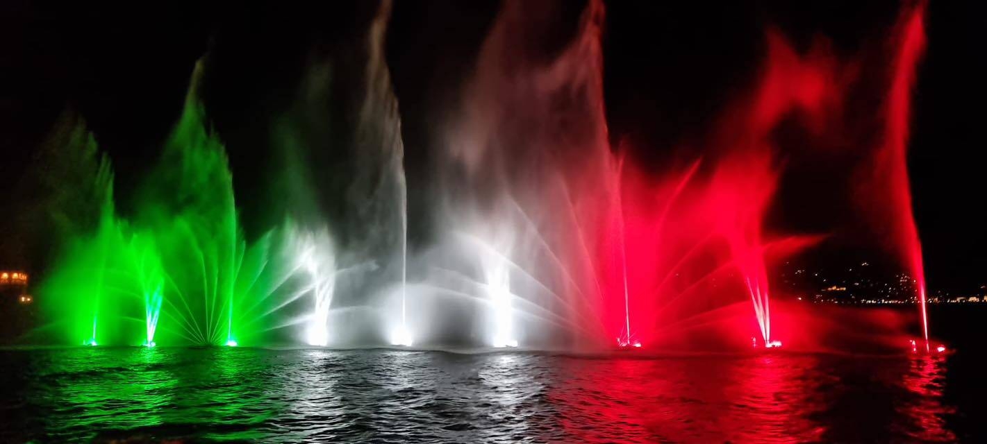Color Water Show
